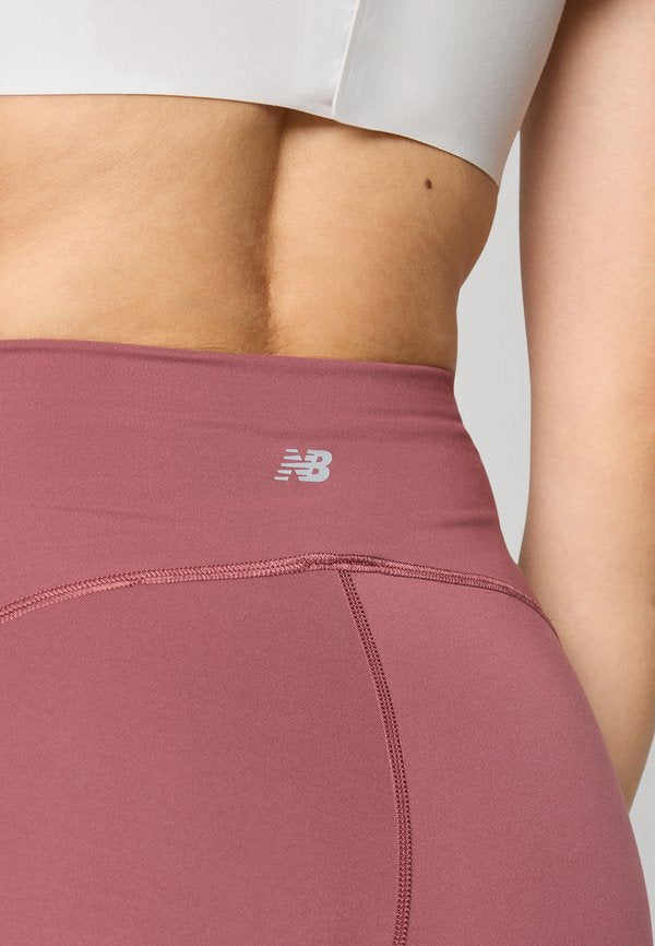 New Balance NB SLEEK POCKET HIGH RISE LEGGING 25"