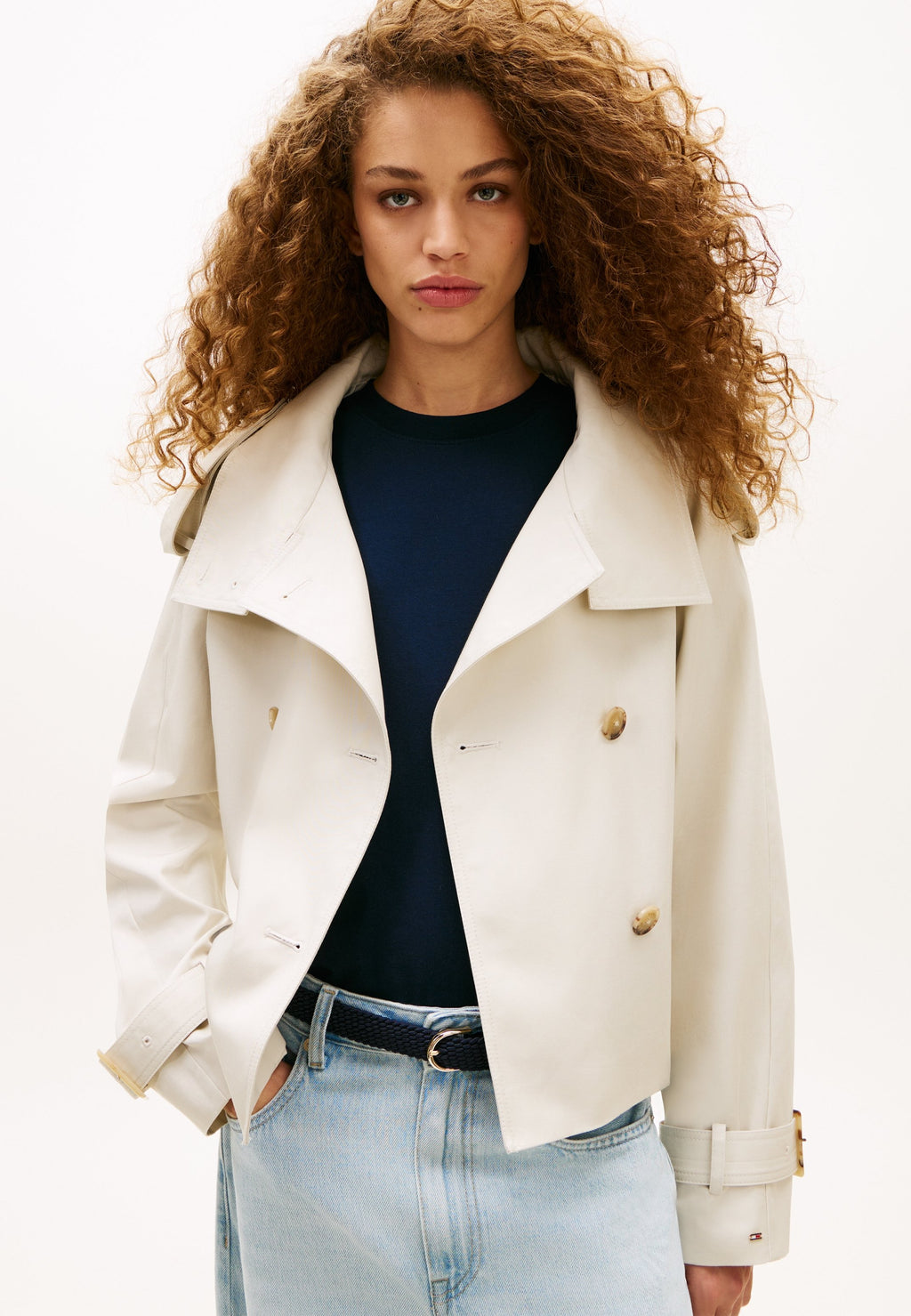 WATER REPELLENT SHORT TRENCH JACKET Media 3