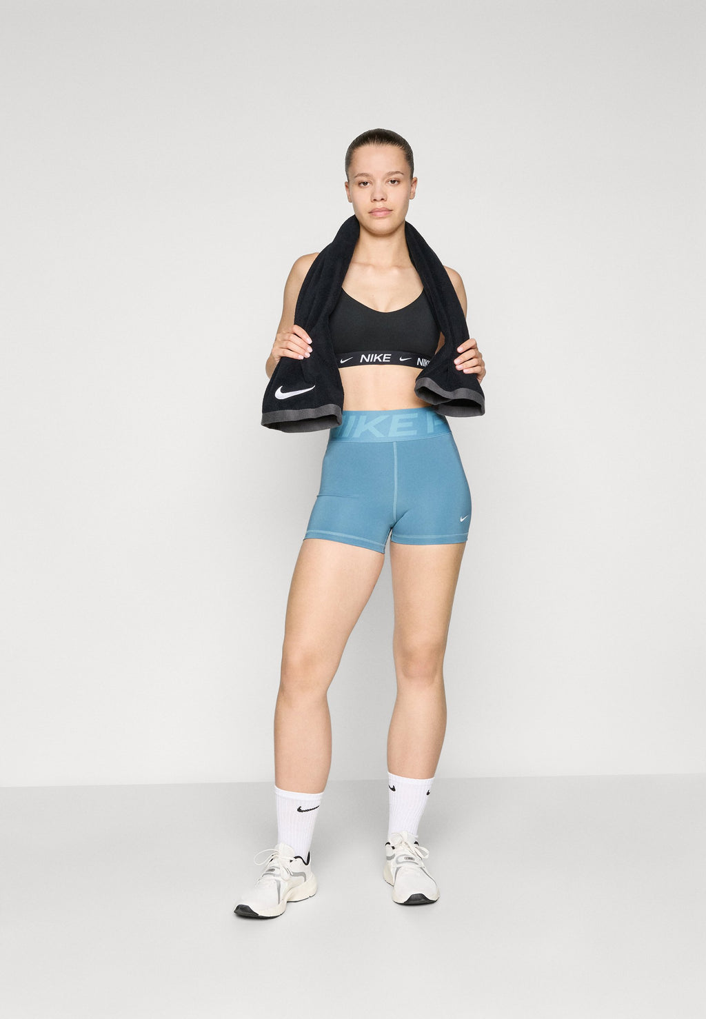 Nike Performance SCULPT SHORT