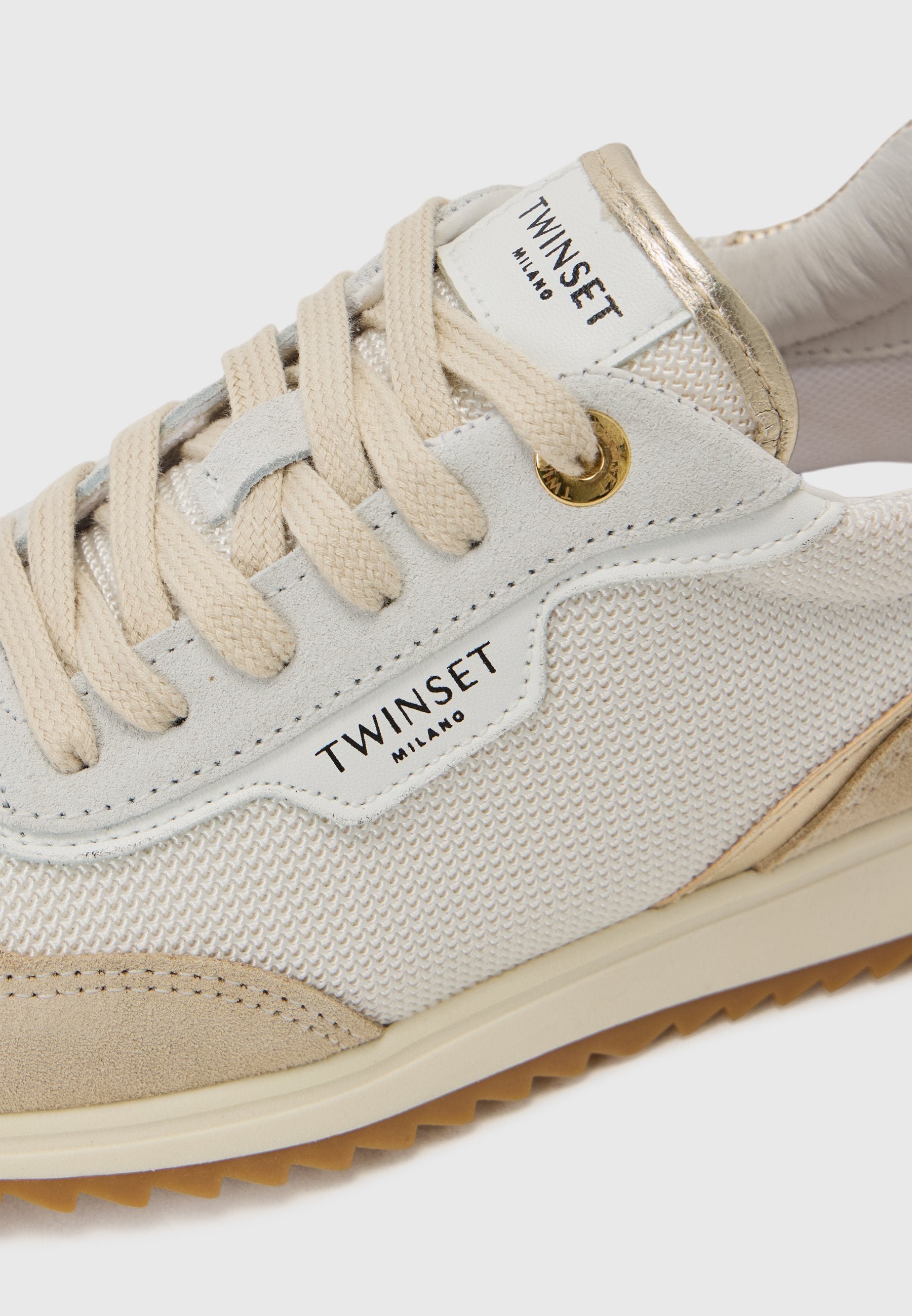 TWINSET