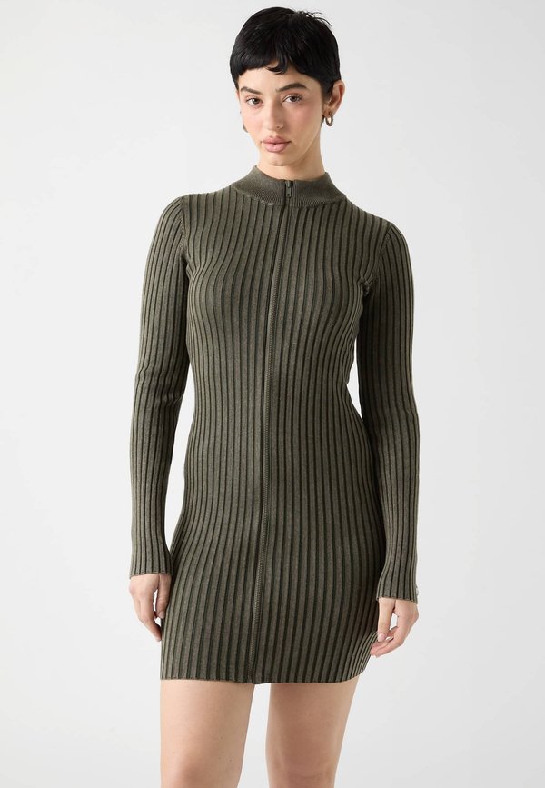 Guess MIT REISSVERSCHLUSS - Shift dress - dunkelgrün