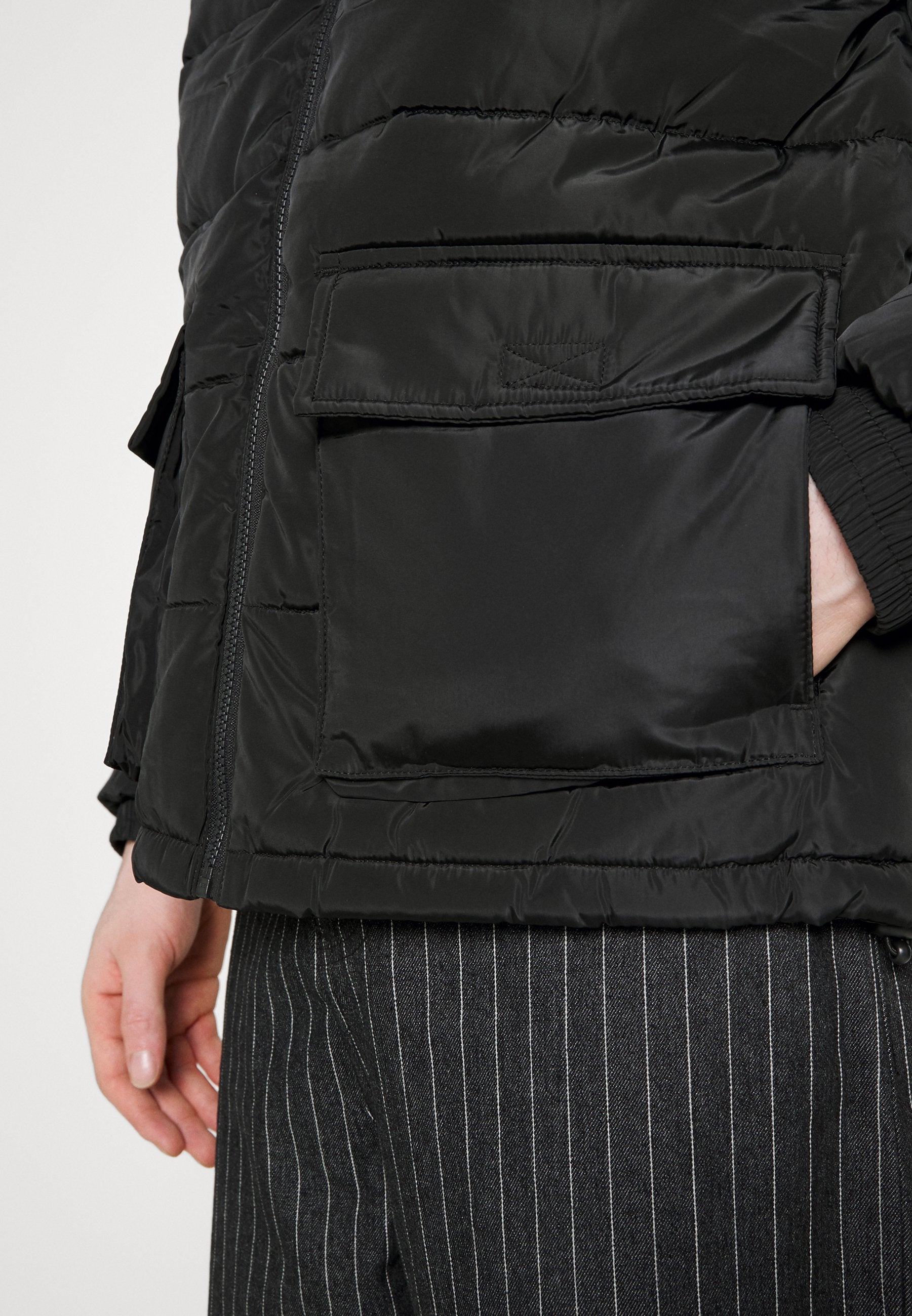 Karl Kani BLOCK PUFFER JACKET UNISEX