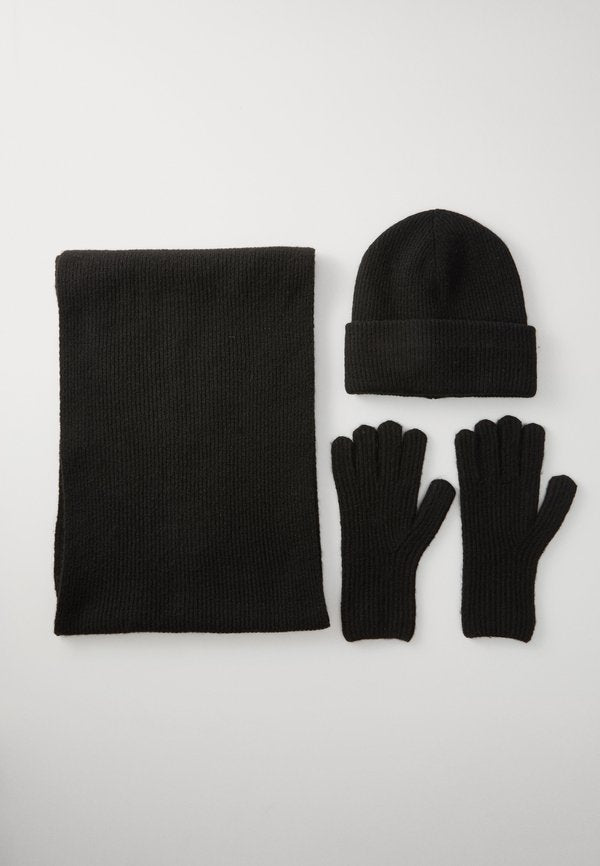 Pier One 3 PACK SET