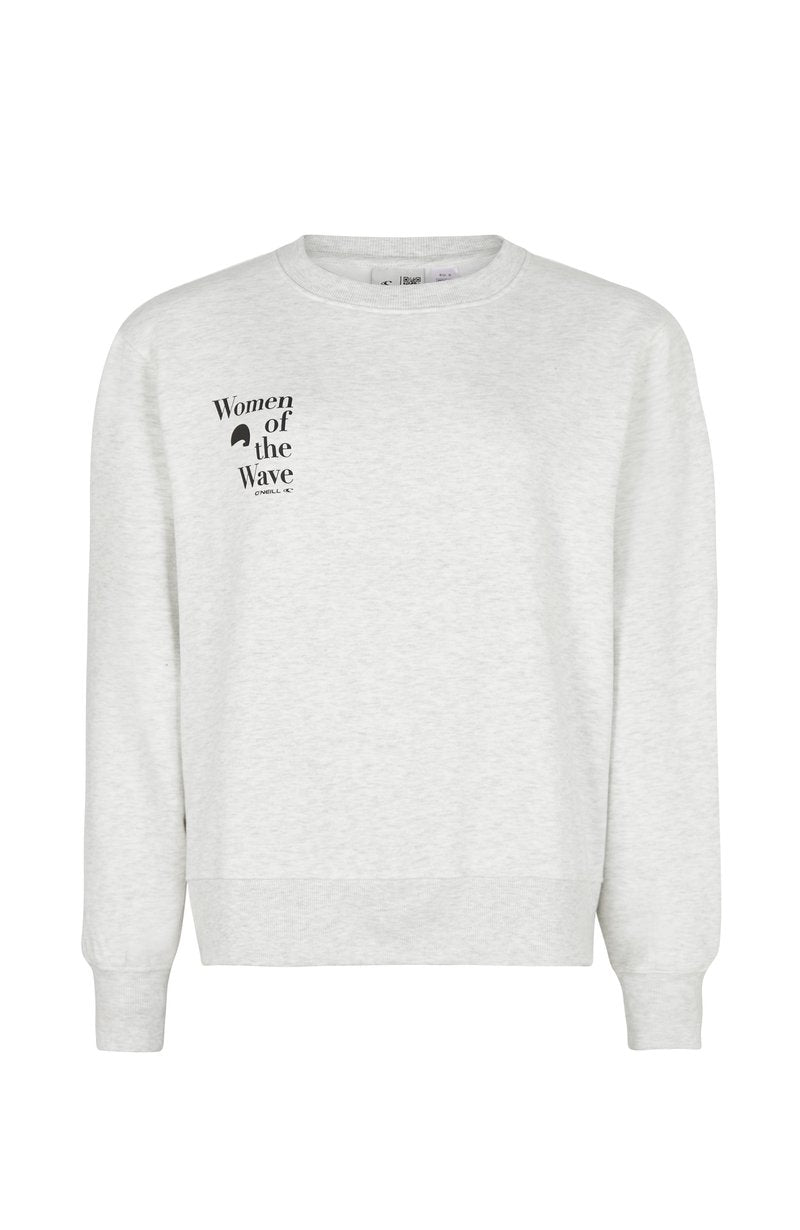 Hellgrauer Sweatshirt mit Rundhalsausschnitt, langen Ärmeln und einem schwarzen Grafikdruck mit der Aufschrift "Women of the Wave" auf der Vorderseite. Weicher Stoff.