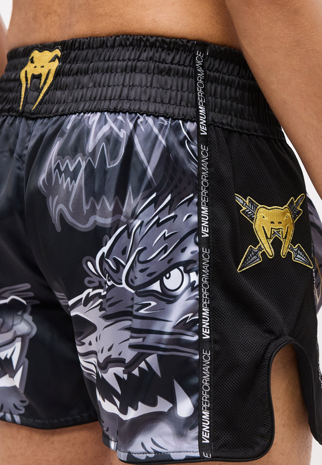 Venum WOLF ATAK MUAY THAI SHORTS