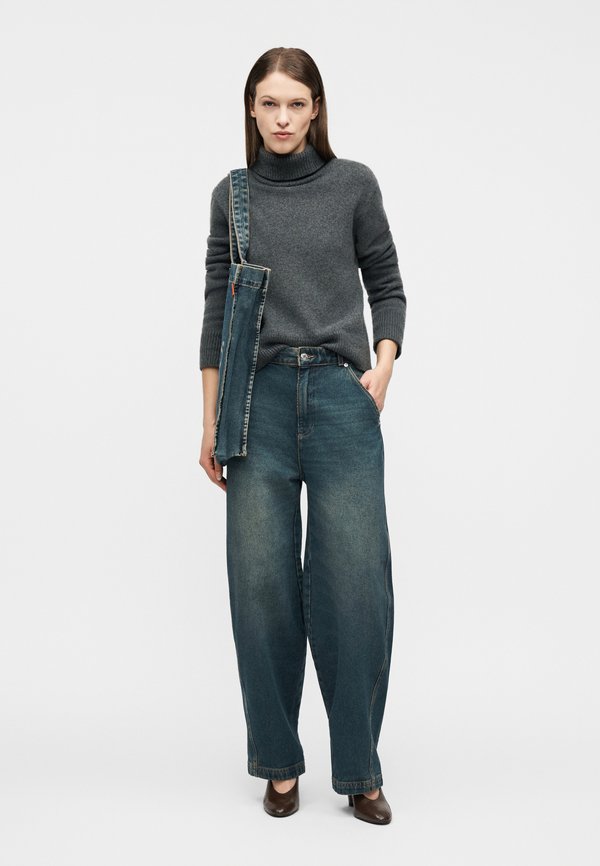 MAX&Co. AEROVIA HOSE