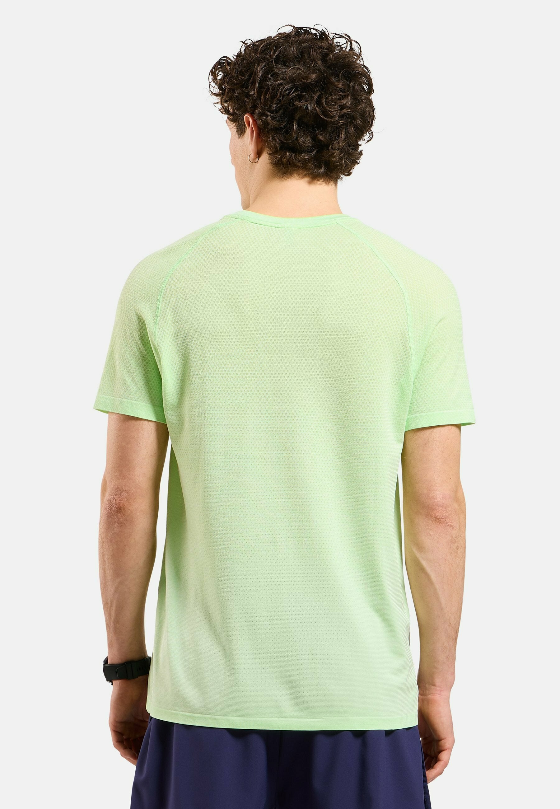 ODLO CREW NECK ESSENTIAL SEAMLESS