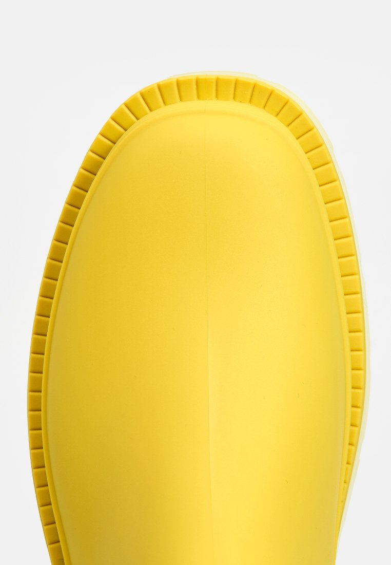 Jimmy Choo RAYAN