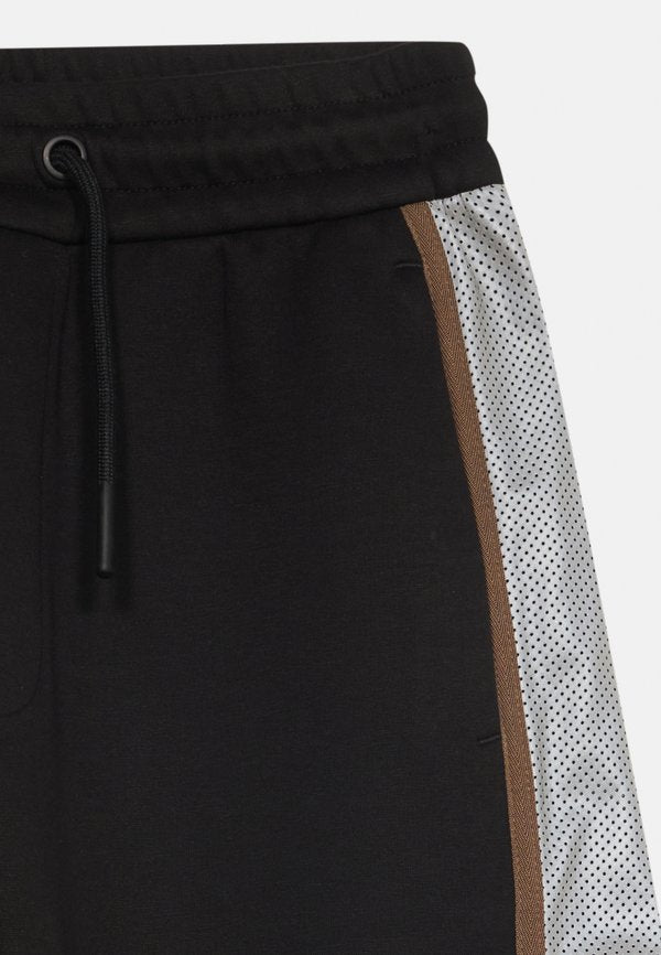 EA7 Emporio Armani