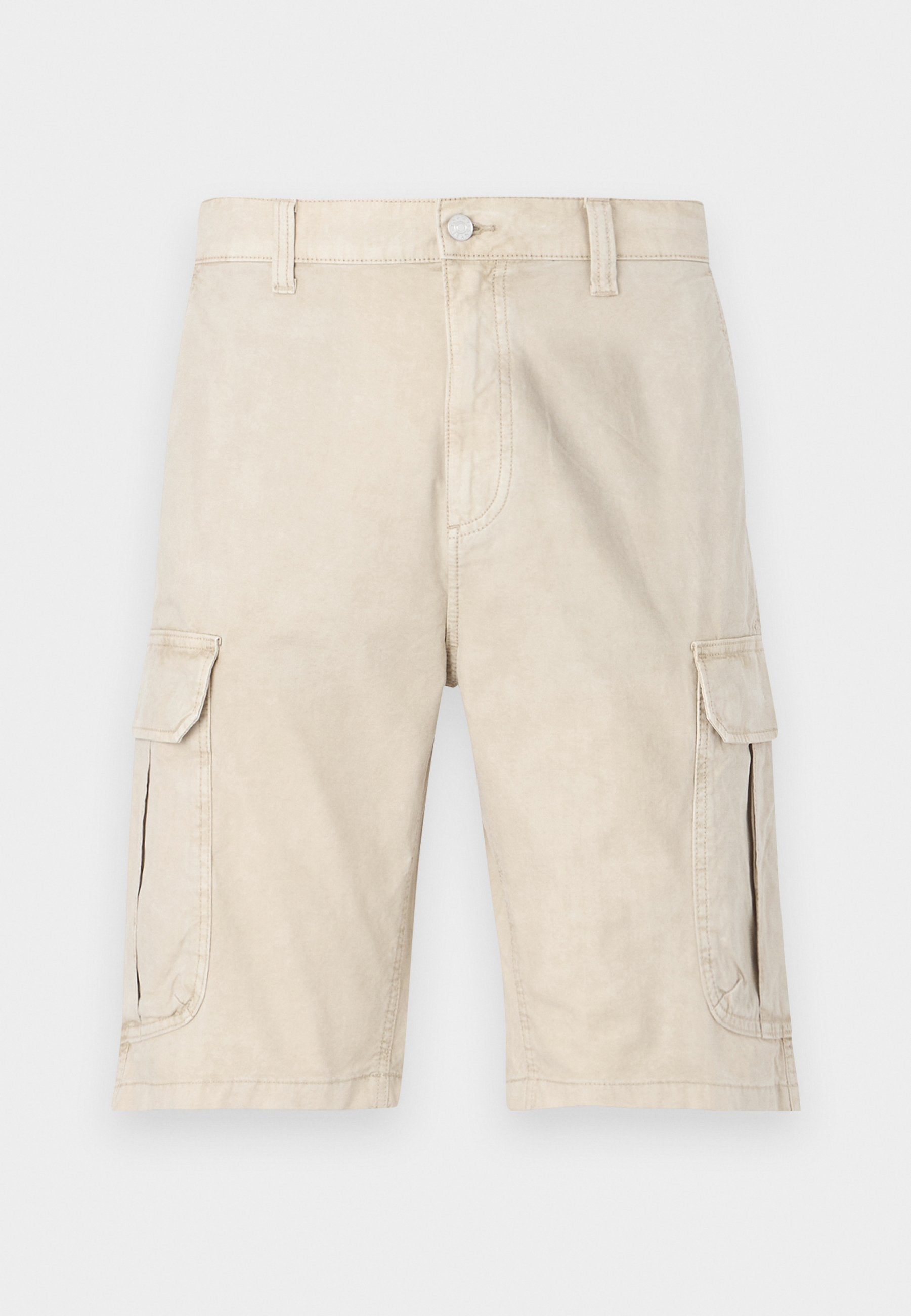Beige Cargo-Shorts mit zwei Seitentaschen, einem Knopfverschluss und einem klassischen geraden Schnitt. Hergestellt aus strapazierfähigem Stoff mit einer glatten Textur.