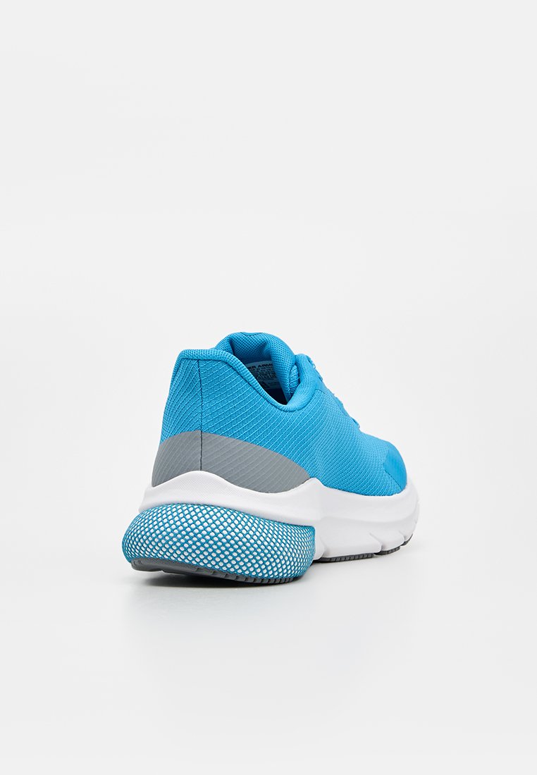 Under Armour TURBULENCE 2