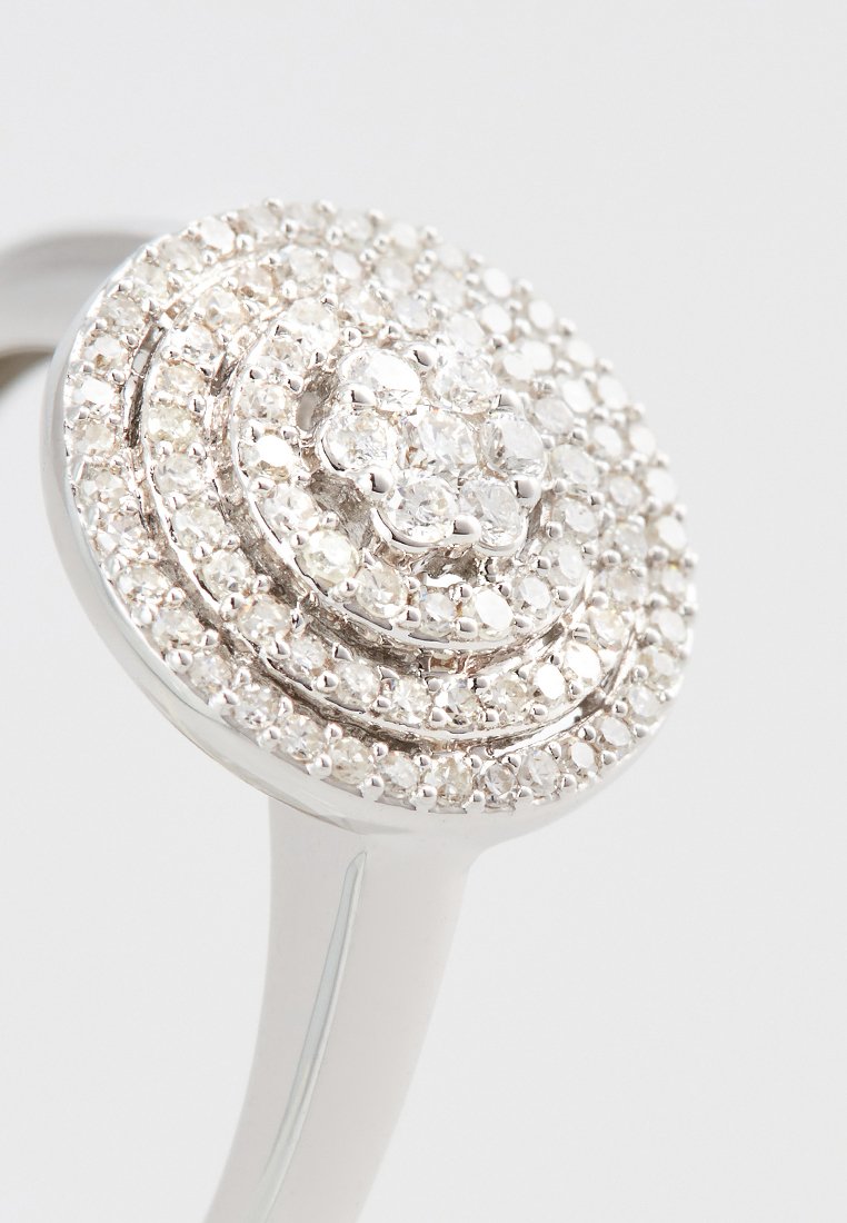 Atelier Du Diamant 0,35 CT. DIAMOND