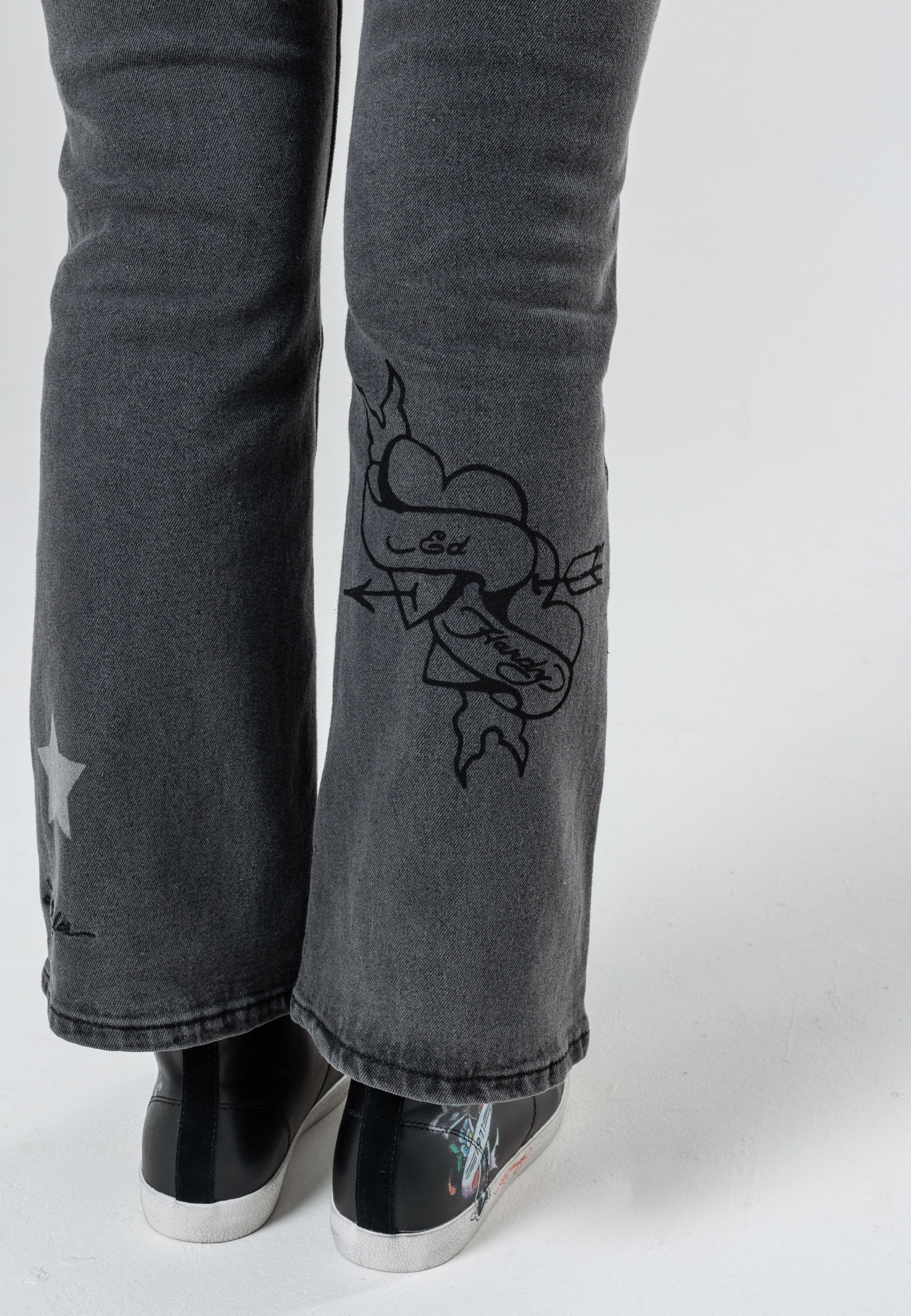 Ed Hardy DOODLE-STAR-CROP