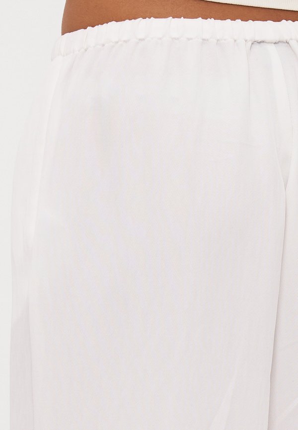 Gina Tricot Petite RELAXED WIDE TROUSERS