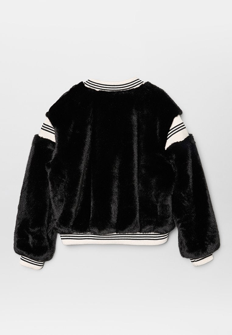 TWINSET