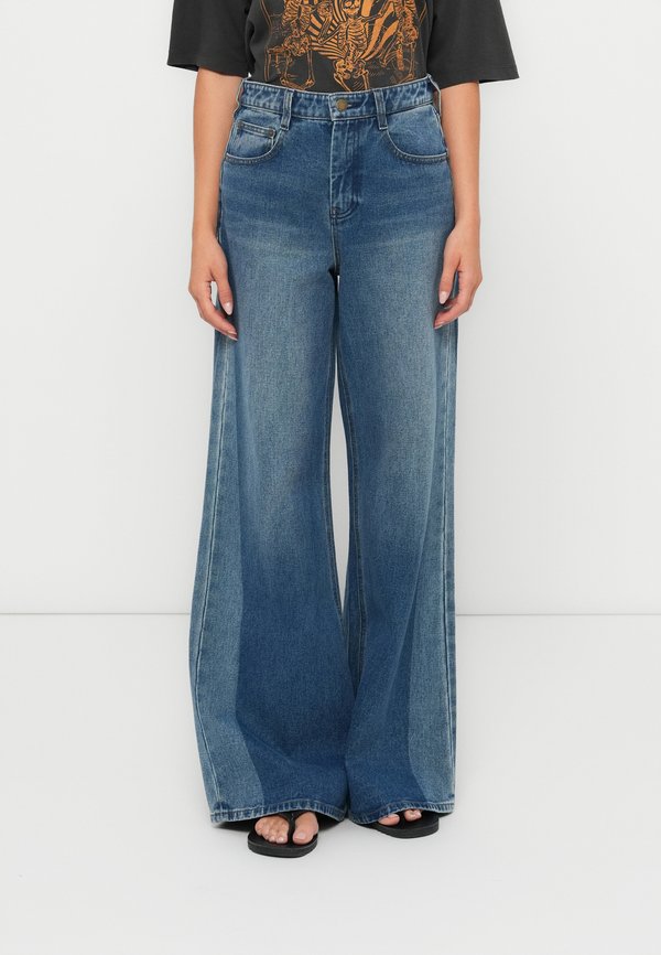 Billabong FREE FALL FLARE