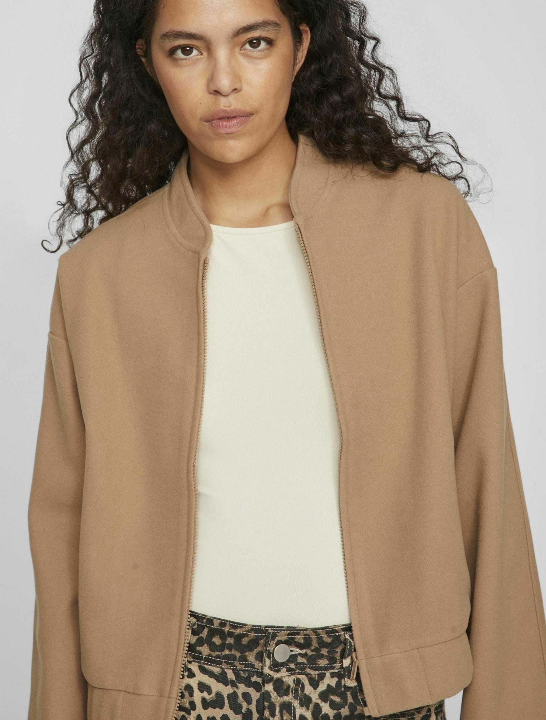 VILA bomber Zipper