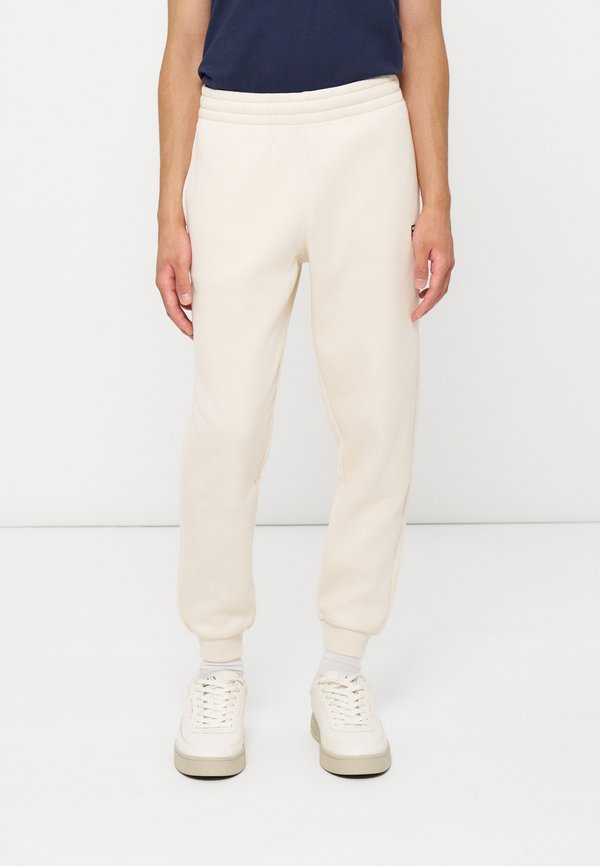 EA7 Emporio Armani