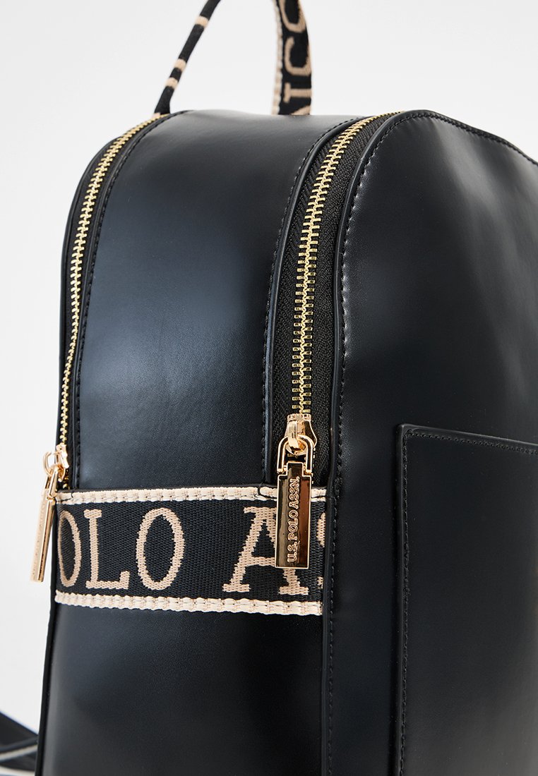 U.S. Polo Assn.