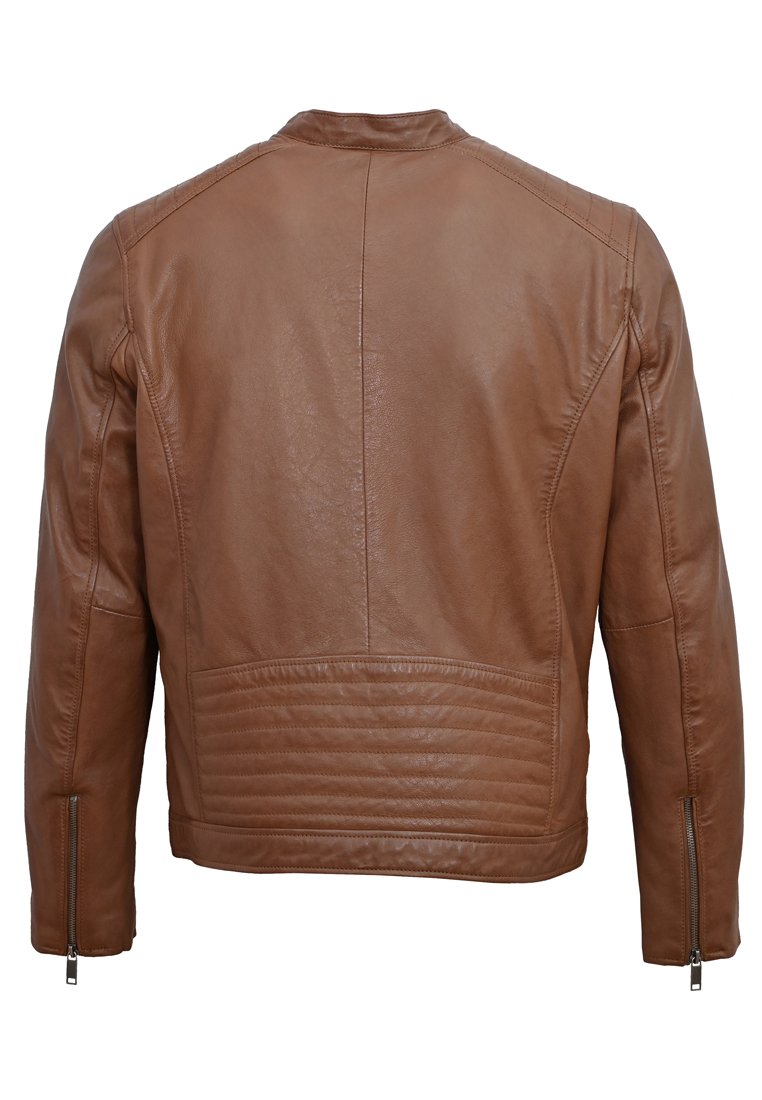 Lee Cooper
