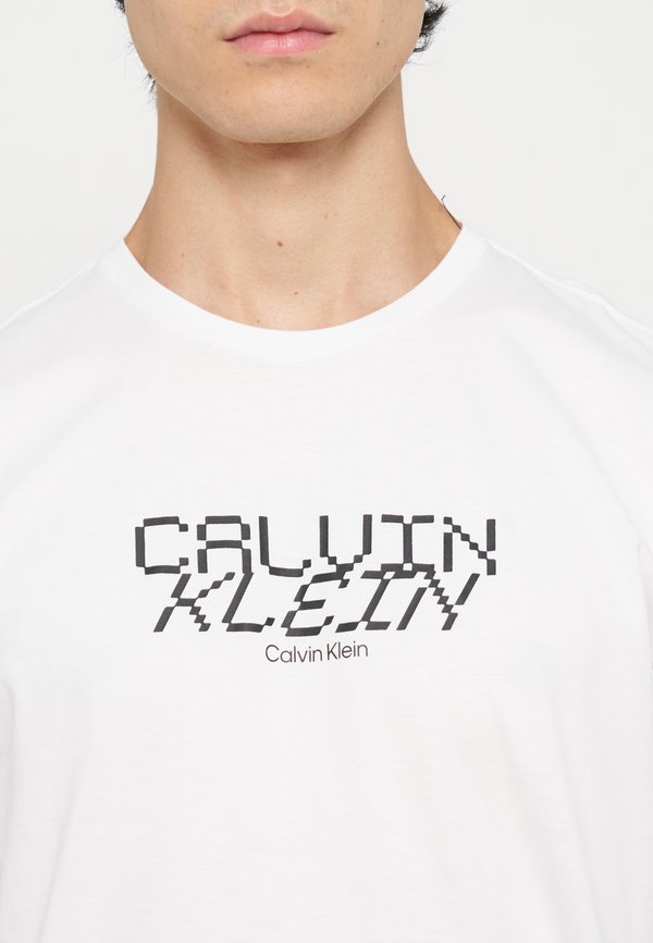 Calvin Klein Jeans