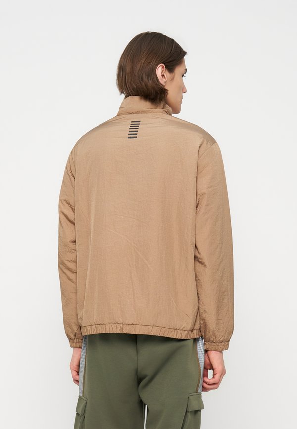 EA7 Emporio Armani