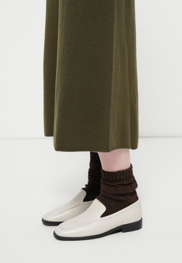 CLOSED KNIT A-LINE