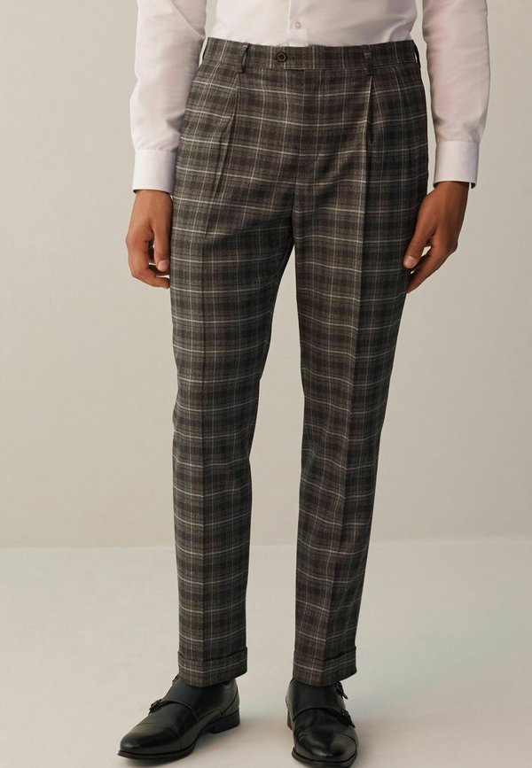 Next TRIMMED CHECK CHINOS SLIM FIT