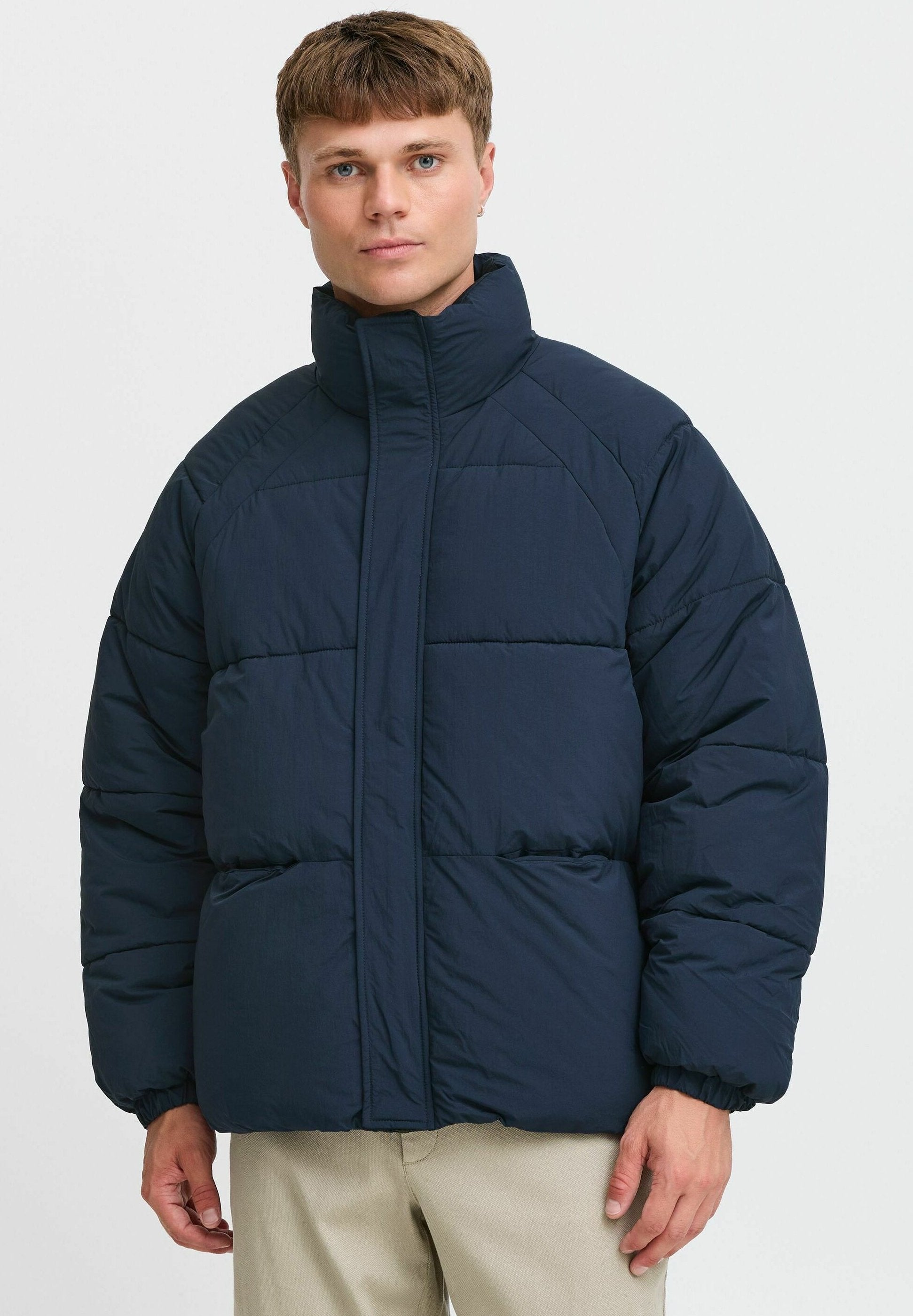 SDMILO PUFFER SHORT Media 3