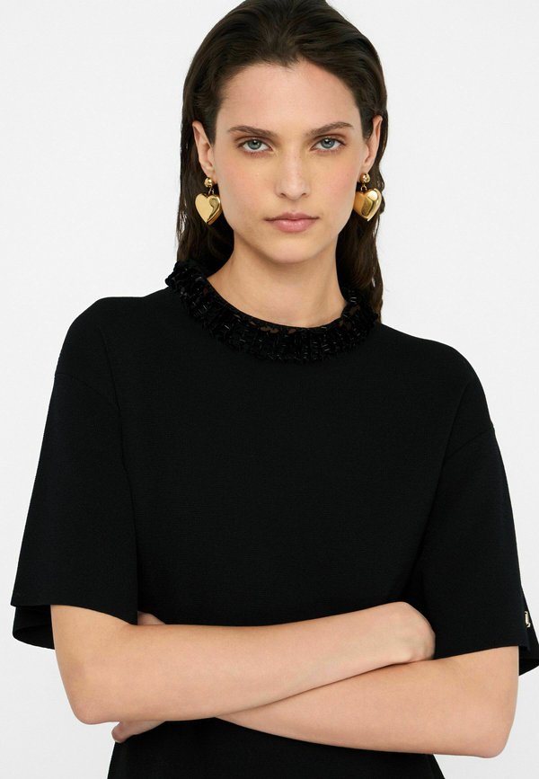 LIU JO WITH SEQUINS