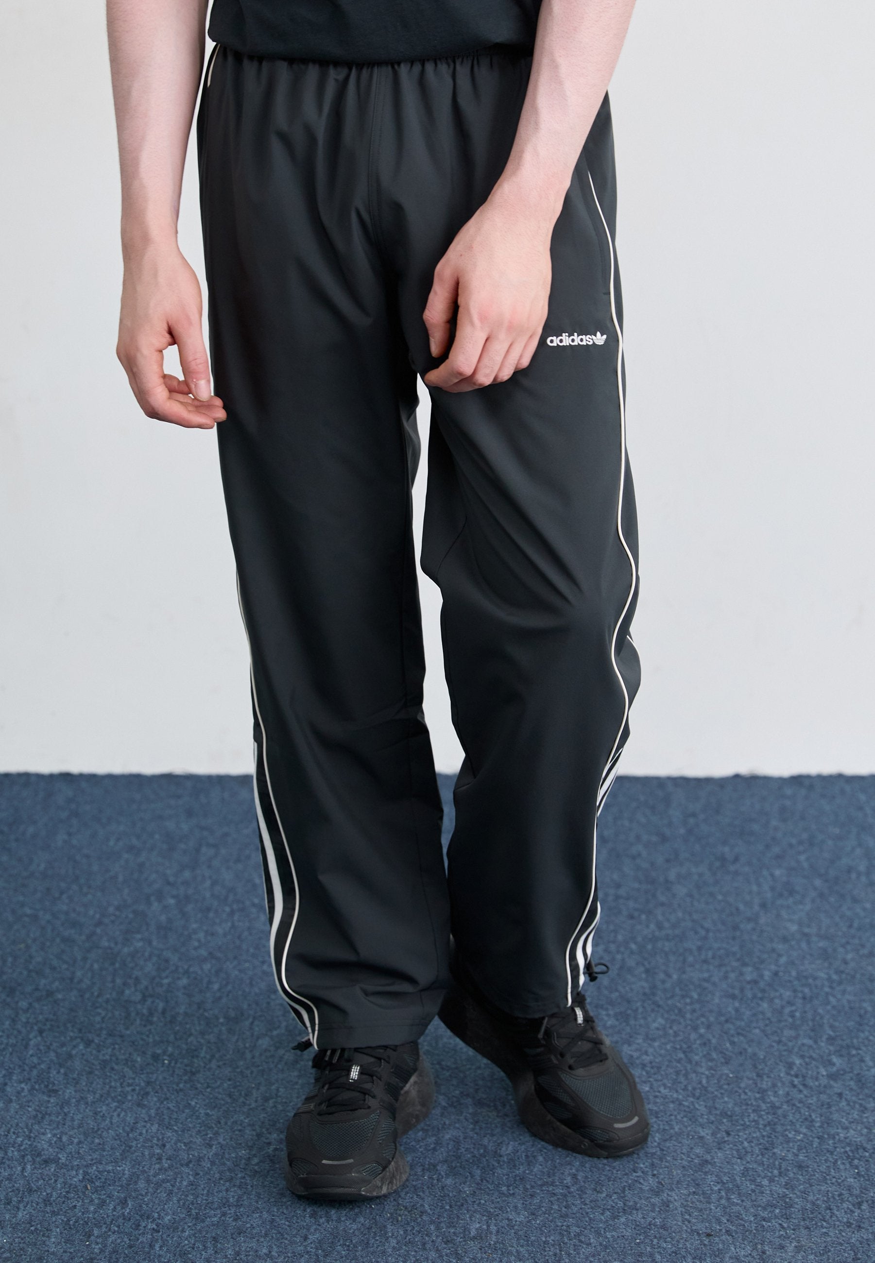 adidas Originals GRAPHIC
