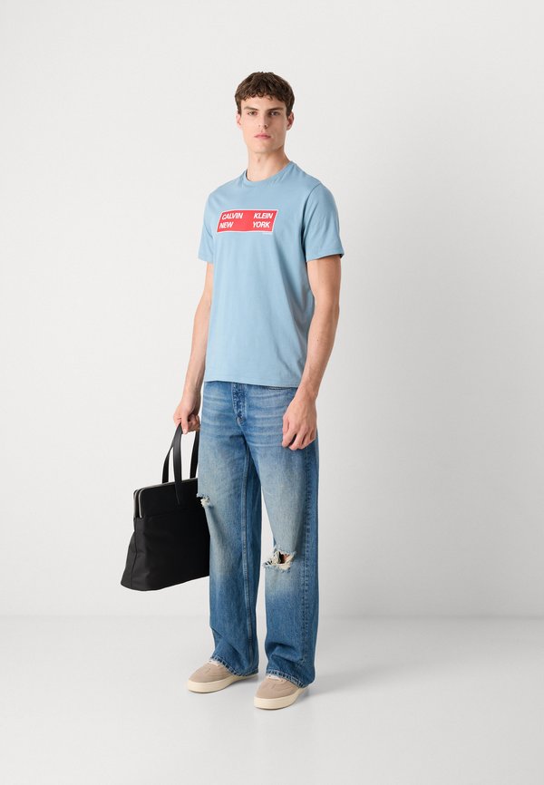 Calvin Klein Jeans BOX GRAPHIC TEE