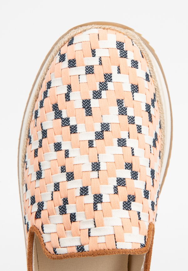 TOMS JOCELYN