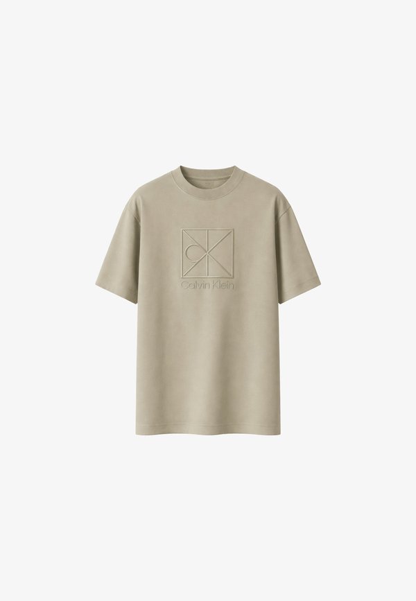 Calvin Klein SS RLXD PREMIUM INTERLOCK EMBLEM - Print T-shirt - shadow