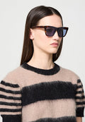 DKNY