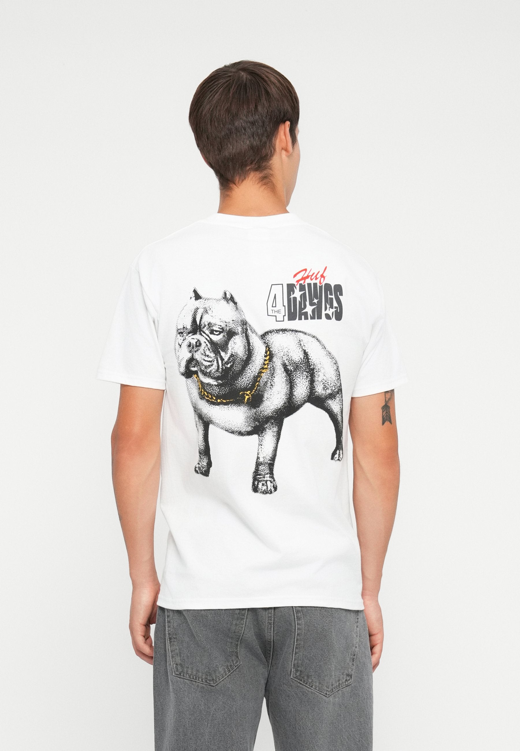 HUF 4 THE DAWGS TEE UNISEX