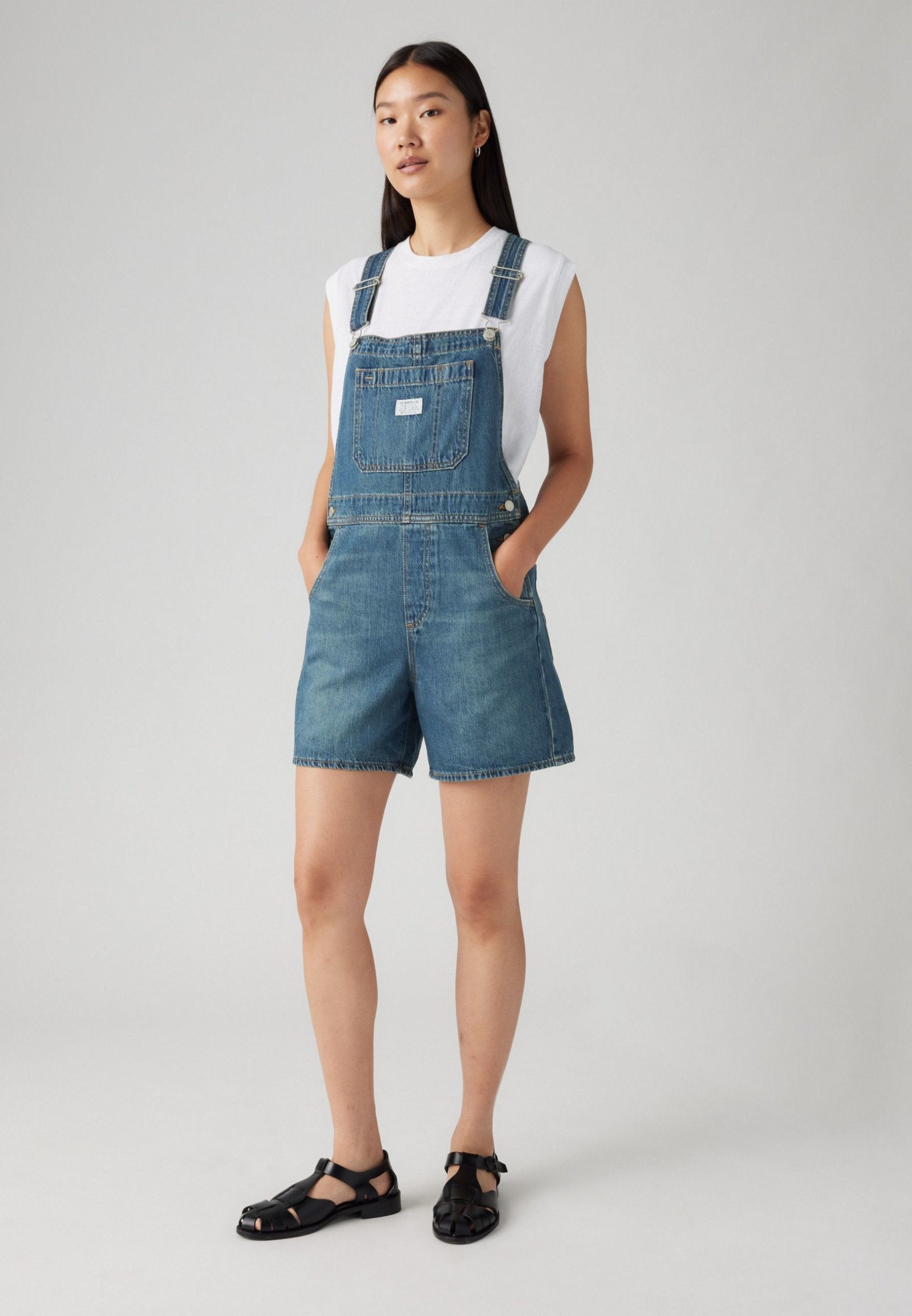 Levi's® UTILITY SHORTALL