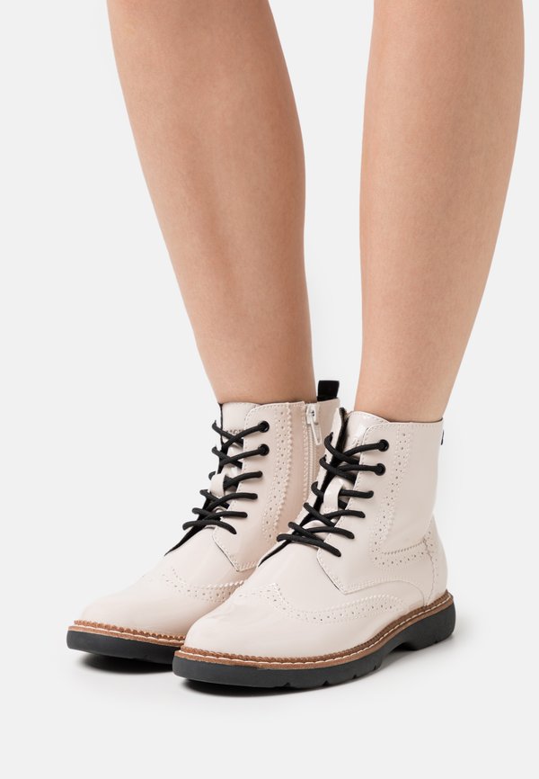s.Oliver Ankle boots - cream