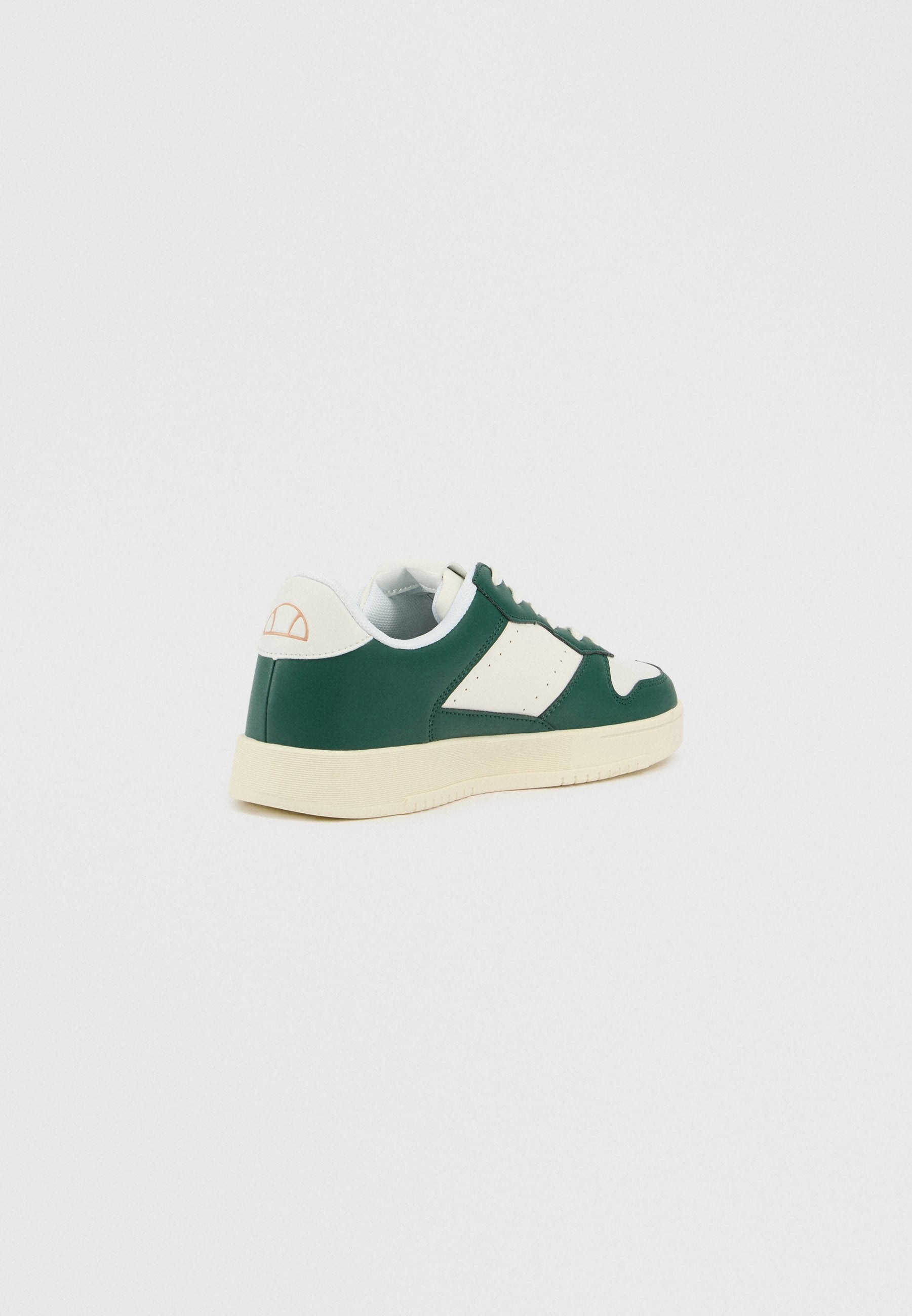 Ellesse