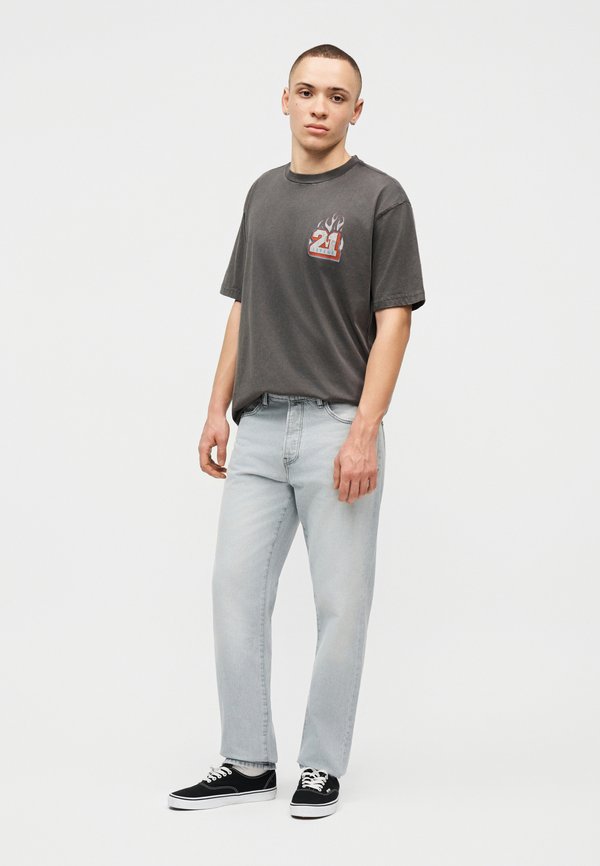 Hollister Co. MUSIC SAVAGE TEE