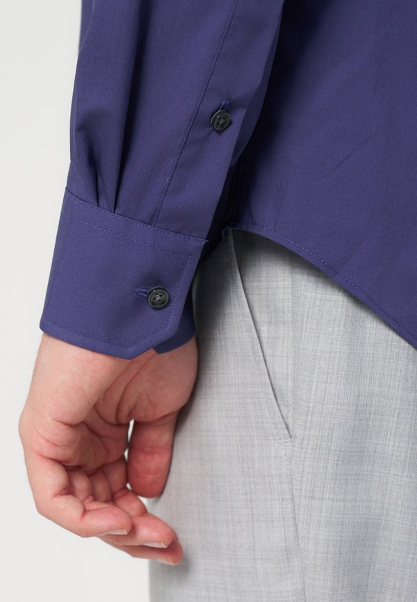 Michael Kors SLIM FIT