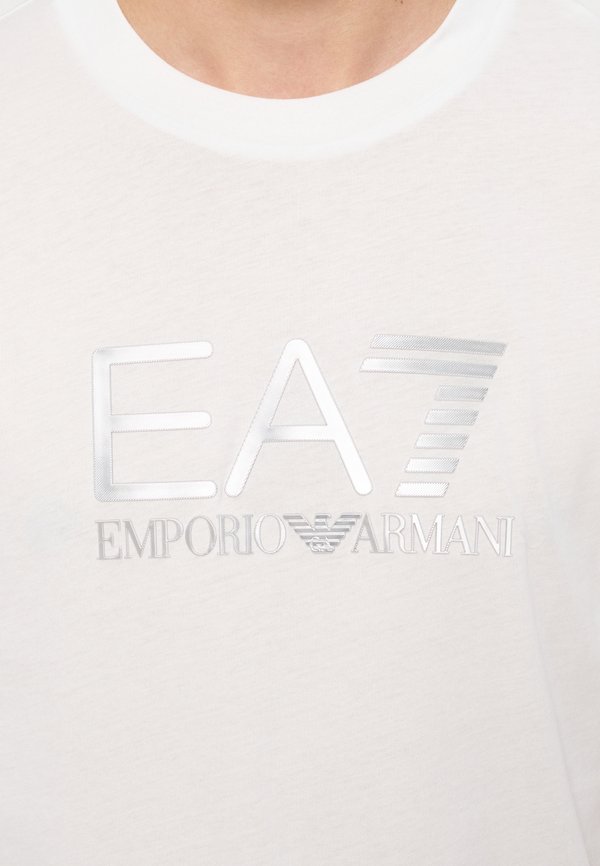 EA7 Emporio Armani