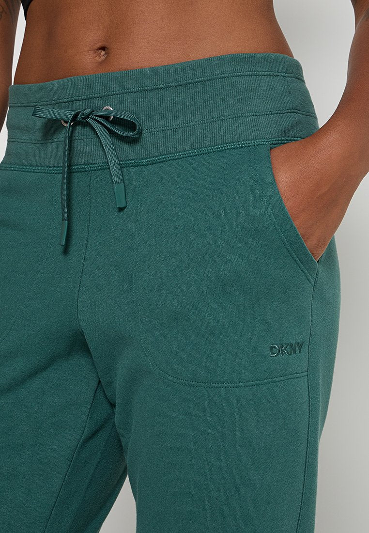 DKNY Sport