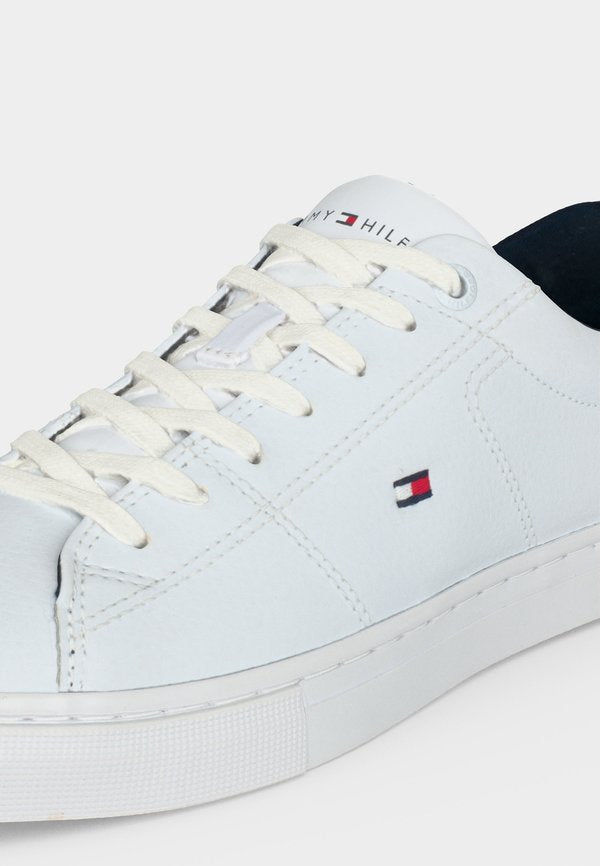 Tommy Hilfiger ESSENTIAL