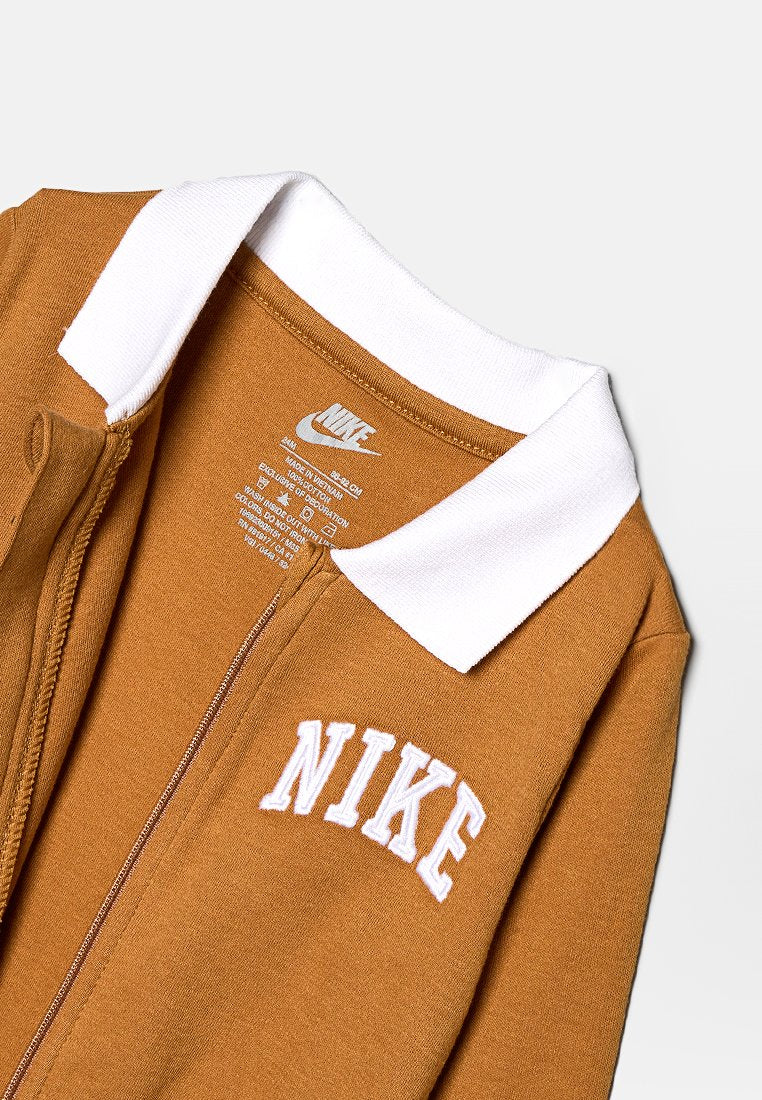 Nike Sportswear