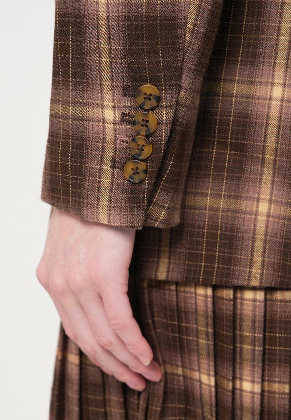 Scotch & Soda