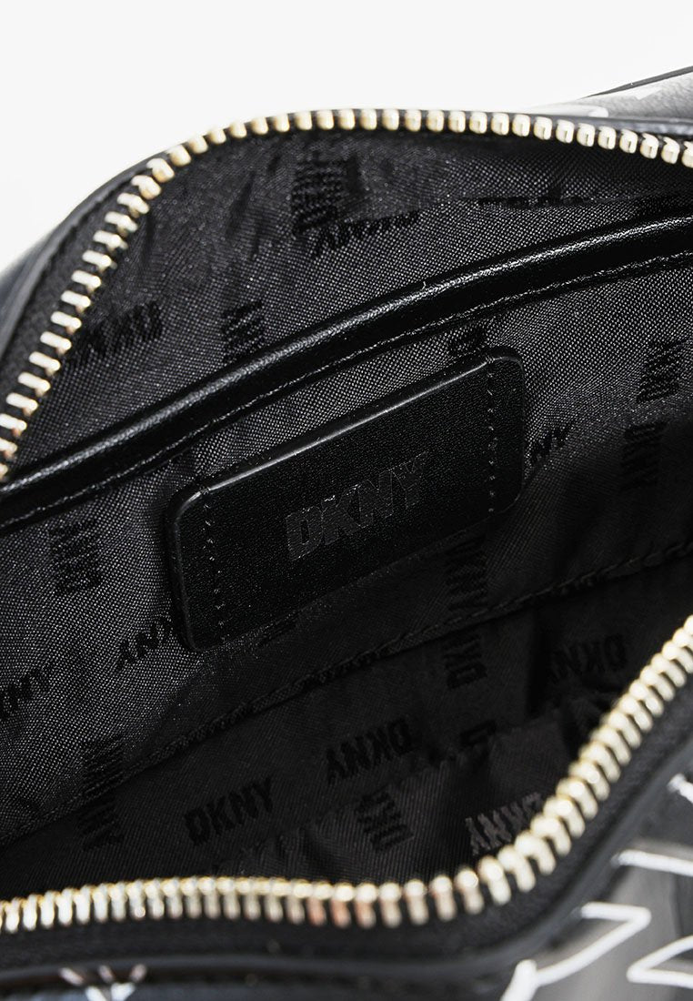DKNY TILLY