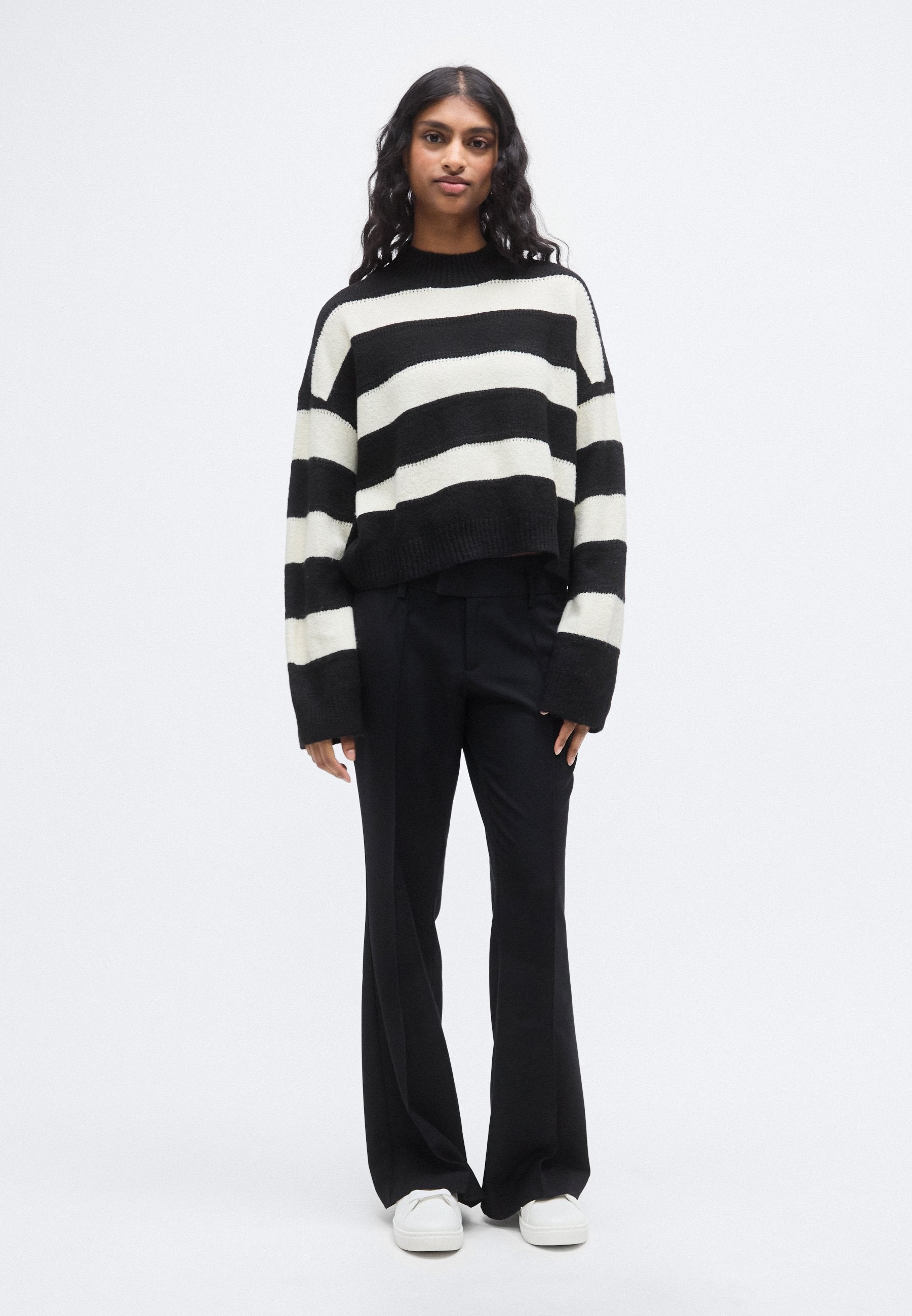 Gina Tricot Petite LOW BOOTCUT TROUSERS