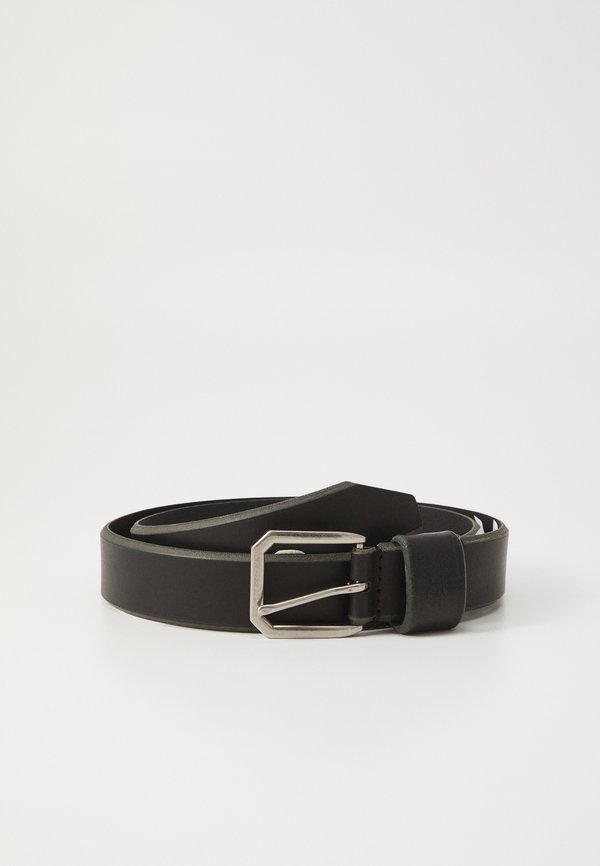 Levi's® WIDE LOOP TWO HORSE BELT