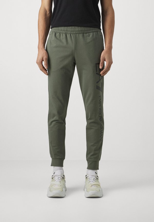 EA7 Emporio Armani